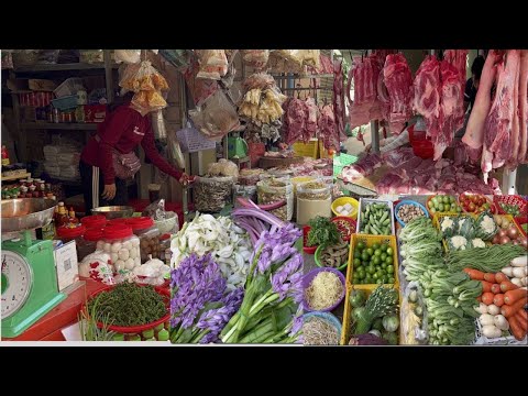 The mix of fresh vegetables, fruit,meat, and fish, is available for the market in the early morning