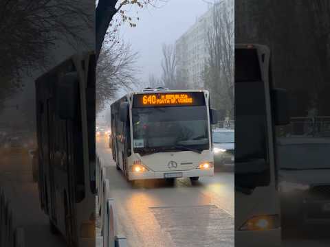 Autobuzul MB Citaro €3 #4463 tranzitând Bd. Basarabia pe linia 640