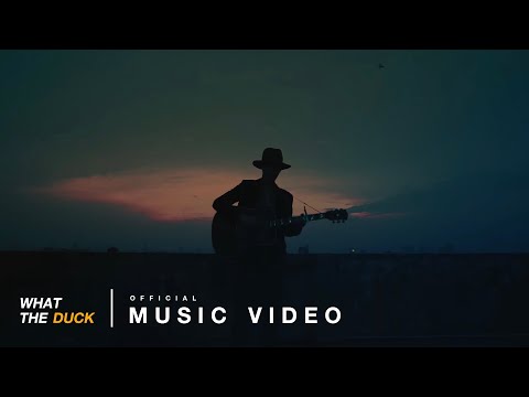 Pae Arak and The Pisat Band - กายฉันว่ายน้ำไปใจฉันคิดถึงเธอ [Official MV]