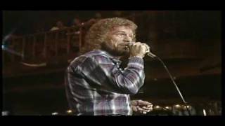 Gene Watson - Nothing Sure Looked Good On You &quot;LIVE&quot;