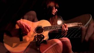 Emma Ruth Rundle - "Oh Sarah" Live Glassroom Session