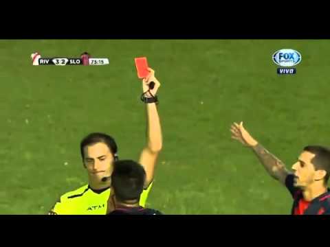 Terrible planchazo de Kalinski a Arzura