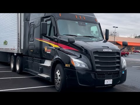 Freightliner Trucks -9-.. U.S.A.. / Edition #1