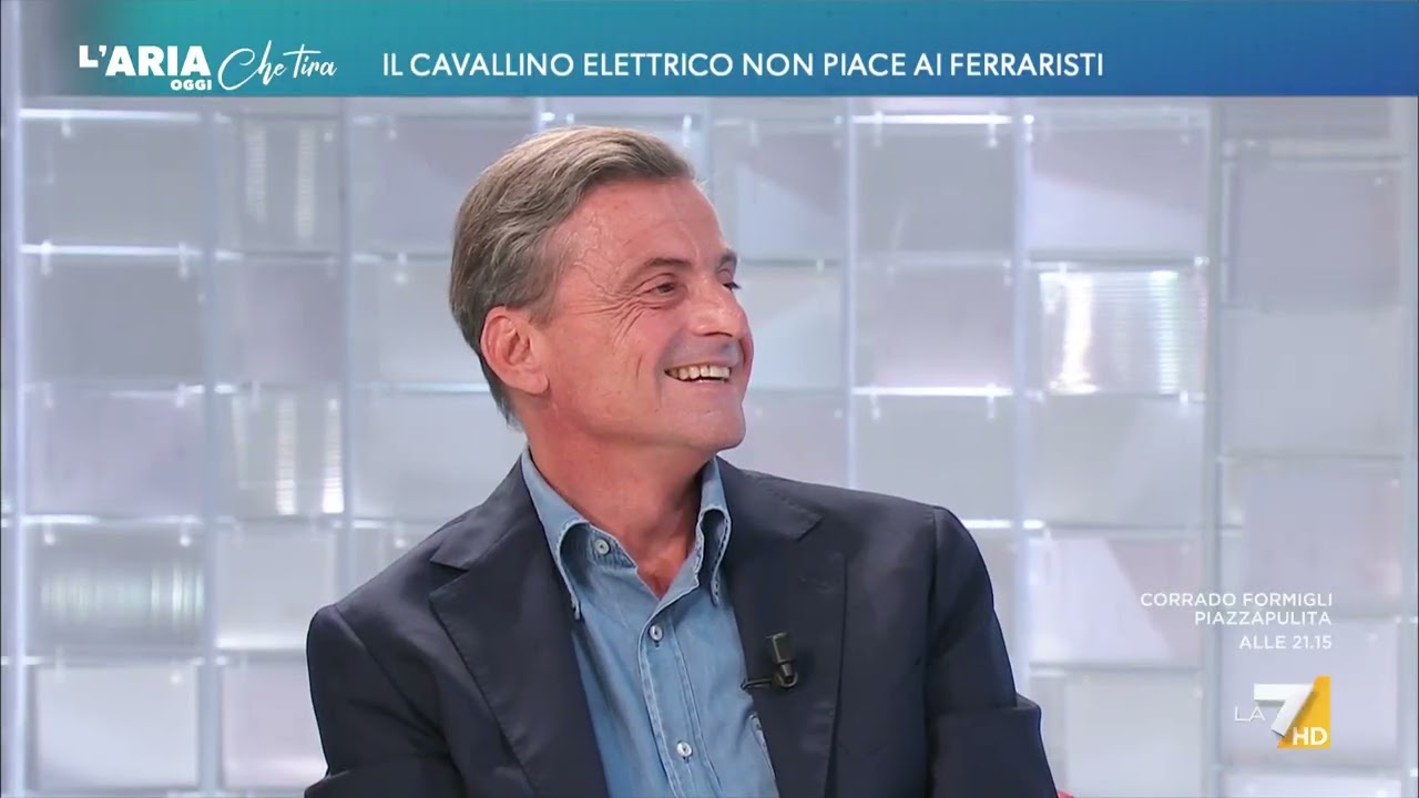 Carlo Calenda: "Se fossi Mario Draghi gli sputerei in faccia, qualora venissero a chiedermi di ...