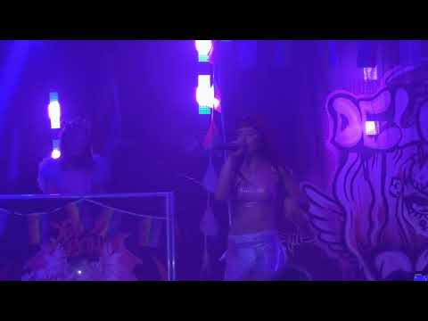 Delilah Bon - I Don't Listen To You - Live At Colours, Hoxton, 6th June 2023