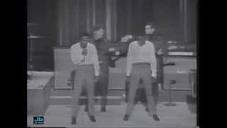 Sam and Dave-  When Something Is Wrong With My Baby