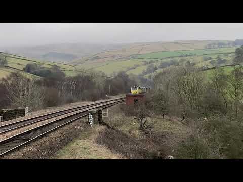 Freightliner convoy 20/03/21 approaching Chinley East Jun