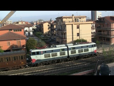E.656.023 con treno storico in transito due volte a Monterotondo
