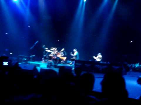 METALLICA BERCY 02/04/09 One