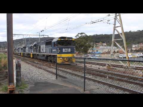 Pacific National - Eskbank - Western Coal Train - 82 Class