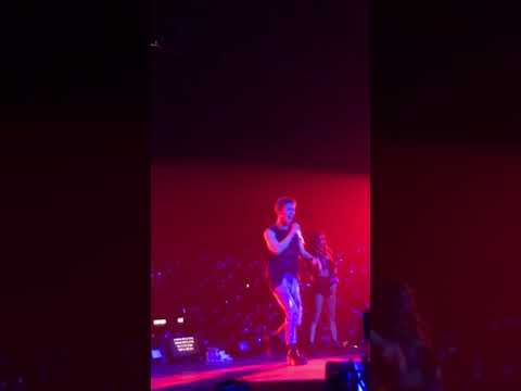 [FANCAM] 181124 WINNER EVERYWHERE TOUR IN HK - HOONY Ringa Linga