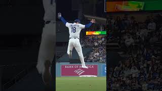 Yoshinobu Yamamoto couldn't help but smile ????