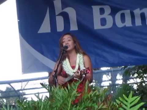 Raiatea Helm - 