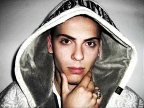 Dawo ft  Gamba  Medzi panelakmi