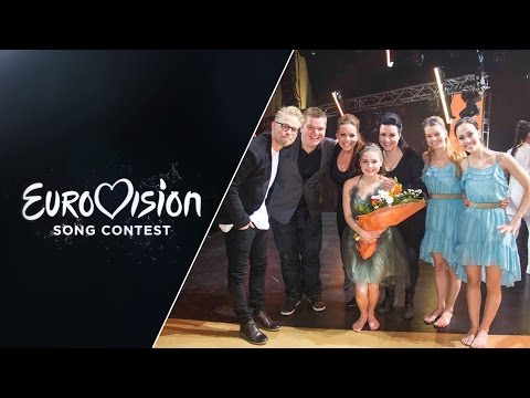 It's María Ólafsdóttir for Iceland!