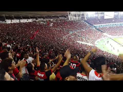 VAMOS FLAMENGO VAMOS SER CAMPEÃO - TORCIDA DO FLAMENGO NO MARACANÃ