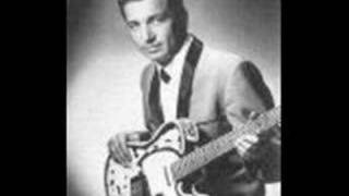 Waylon Jennings Drinkin and Dreamin