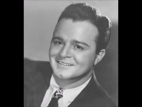 Phil Brito with Dean Hudson and His Orchestra – Evelina, 1945