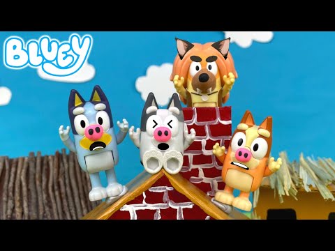 BLUEY - Three Little Pigs Episode 🐷 | Pretend Play with Bluey Toys | Bunya Toy Town