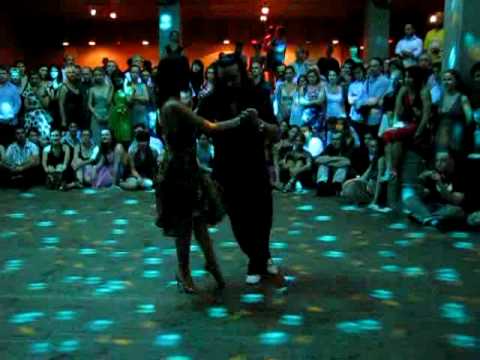  Juana Sepulveda  and  Mariano Frumboli  are  dancing  to  the  tango  "  Bahia Blanca  "