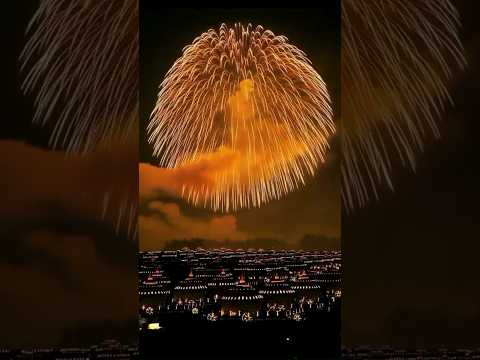 O JAPÃO QUEBRA RECORDE DE MAIOR FOGO DE ARTIFÍCIO DO MUNDO #viradadoano #japão #fogosdeartifício