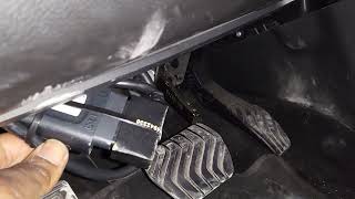 2020_2022 Nissan_altima_Maxima_sentra Obd2 Connector Location