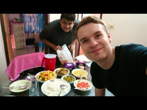 A DAY OF EATING FOOD IN DHAKA, BANGLADESH 🇧🇩