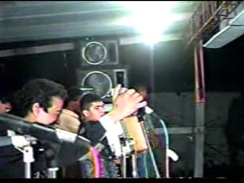 Un canto celestial  😢 un homenaje póstumo de Diomedes a Juancho Rois