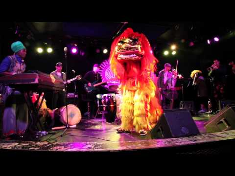 Amayo's Fu Arkist Ra Chinese New Year Lion Dance