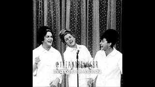 The Andrews Sisters - I've Got To Pass Your House (To get to my house)