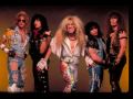 Twisted Sister - Out on the Streets 
