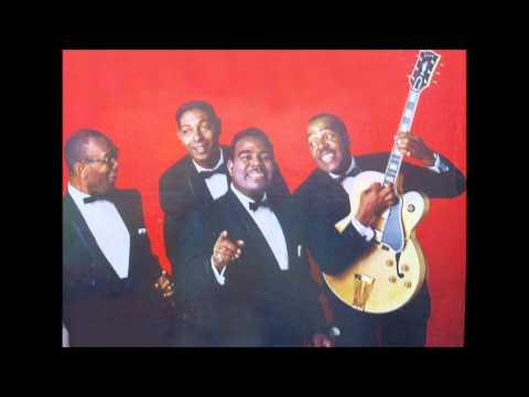 Chucky Owens & The Dots - Walk In The Sun