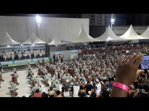 Bateria da Escola de Samba  X-9  de Santos 2019💚❤