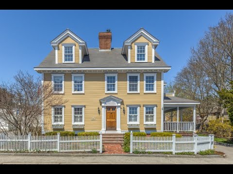 39 Central St, Manchester-By-The-Sea MA - Lynda Surdam - Tel 978-764-7474
