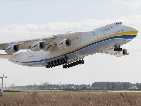 Landing of Ukraine's world biggest aircraft Antonov An 225 - #Russia #Ukraine #war