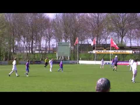 Breukelen D1 - CSW D1 op 4 mei 2013 1e helft