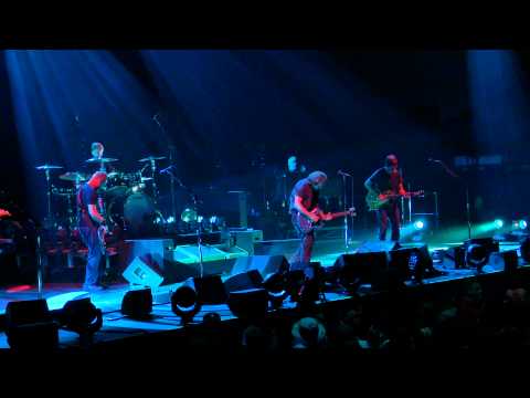 Pearl Jam - Who You Are - Moline (October 17, 2014) (4K)
