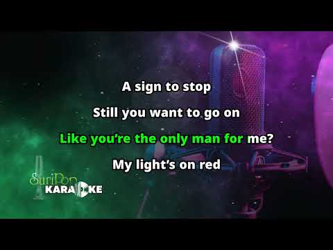 Light's on red SuriPop Karaoke