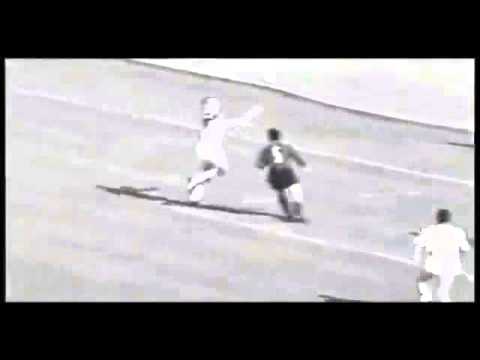 Goal di Charles contro il Lecco