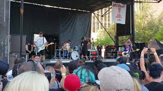 The Amity Affliction - Ivy (Doomsday) (Live) Van&#39;s Warped Tour 2018