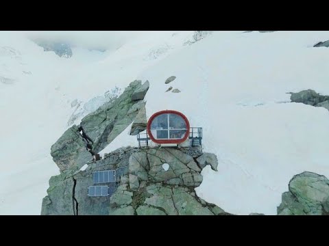 Schlafen in fast 3.000 Metern Höhe: Die coolste Berghütte der Welt | Galileo