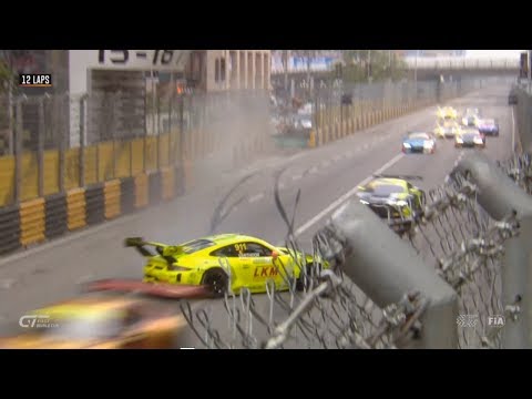 FIA GT World Cup 2018. Qualifying Race Macau Grand Prix. Laurens Vanthoor Hard Crash