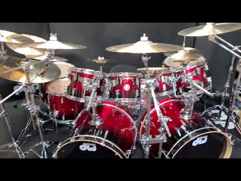 PDP BY DW CONCEPT Maple Doppelbassdrum Schlagzeug Red to Black Sparkle
