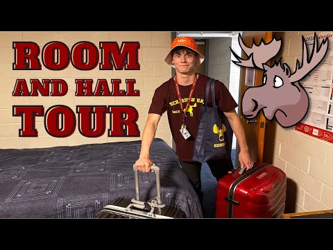 Room Tour - LIVING ON CAMPUS at Monash Uni!