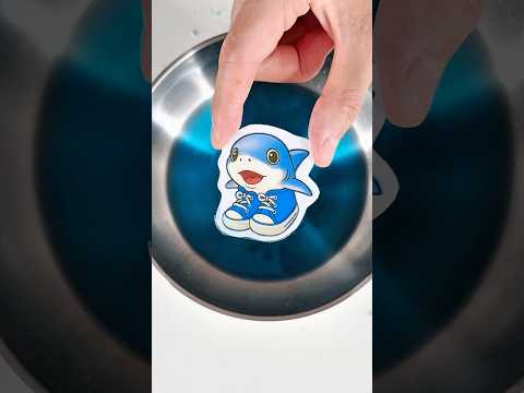 DIY Bath Bomb!! 👟💙🦈  #shorts #diy #wednesday #wakasun #DIY #italianbrainrot #suns ⁠@AlinaSaito