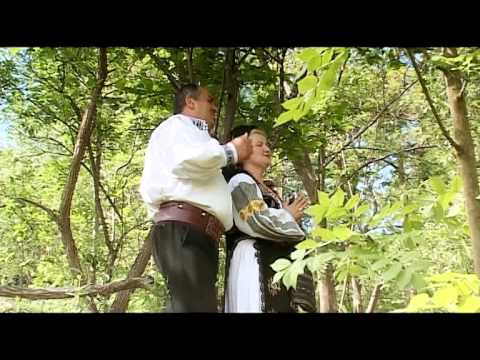 Valeria C  & Traian Ilea   Larga i lumea, lung pamantul