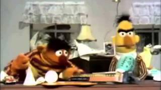 Classic Sesame Street - Ernie &amp; Bert: Ernie cleans up