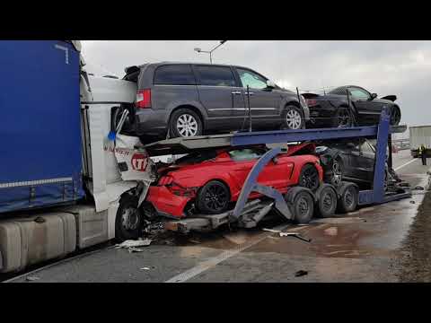 S8 Wypadek zderzenie kolizja Tira Tirów Bemowo Warszawa Powstańców Śląskich Warszawa