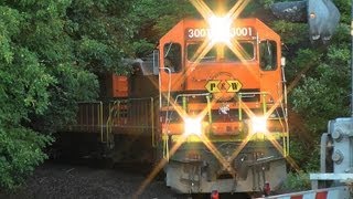 preview picture of video 'PNWR 3001 on Westbound Toledo Hauler west of Wrens, Oregon on 25-July-2011'