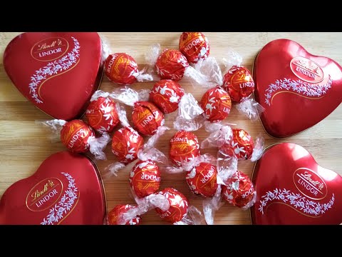 Unboxing Lindt Lindor Heart Tin  / Gift pack (Lindt Lindor)